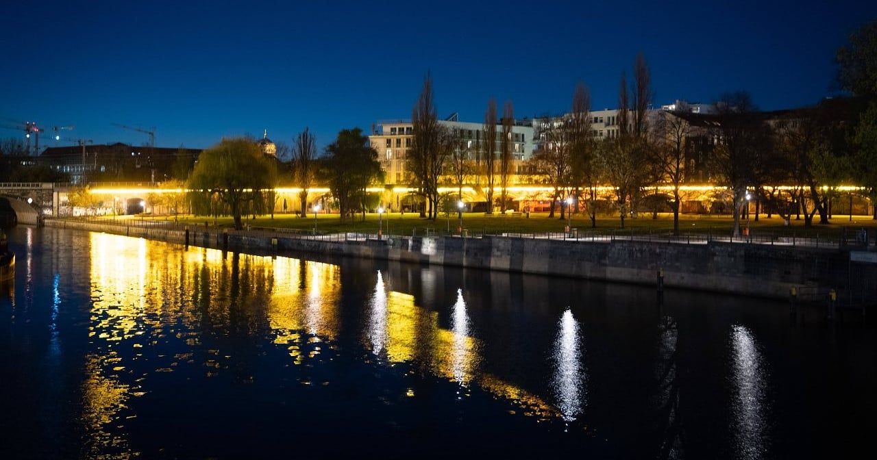 Surrounded and Punched in the Face: Homophobic Attack in a Berlin Park
